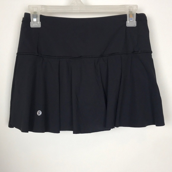 lululemon athletica Dresses & Skirts - Lululemon Skirt - Size 4